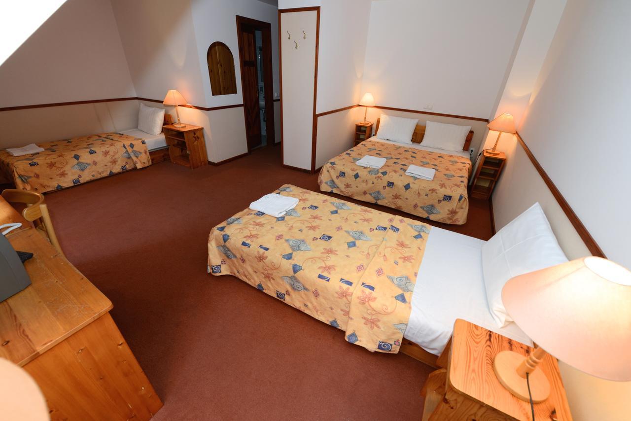 Bakony Hotel Bakonybél Exteriör bild